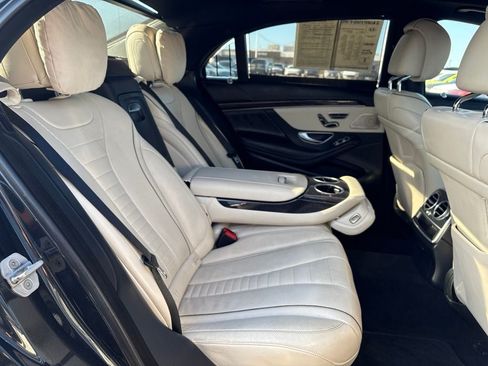 Used 2018 Mercedes-Benz S 560 Sedan image 44