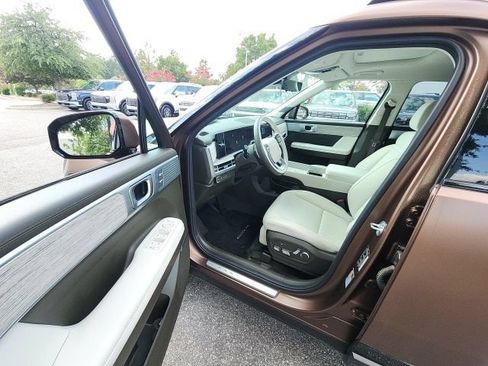 Used 2025 Hyundai Santa Fe Calligraphy FWD image 24
