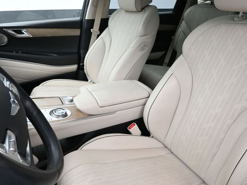 Used 2022 Genesis GV80 2.5T w/ Prestige Package 04 image 11