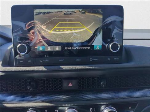 Used 2024 Honda CR-V EX image 12