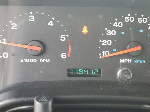 Used 2003 Jeep Wrangler Sahara AWD/4WD image 15