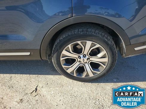 Used 2019 Ford Explorer Platinum image 21