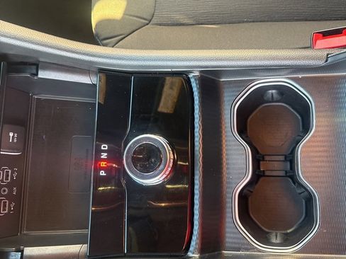 Certified 2024 Jeep Grand Cherokee Laredo w/ Luxury Tech Group I image 23