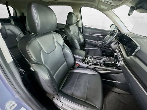 Used 2025 Kia Telluride S FWD image 34