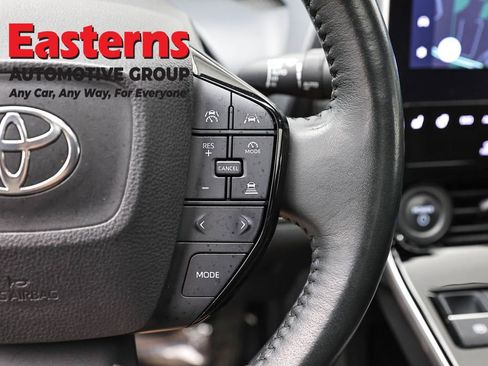 Used 2023 Toyota bZ4X XLE w/ Weather Package FWD image 16