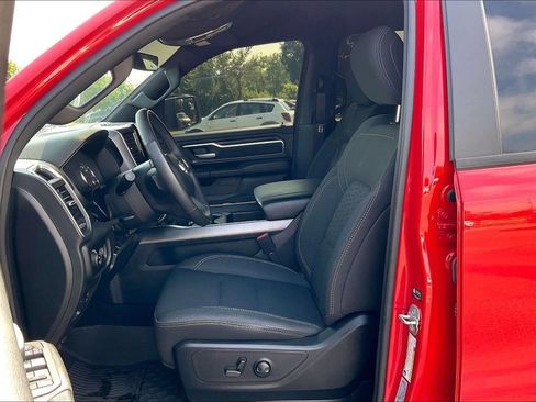Used 2025 RAM 1500 Big Horn AWD/4WD image 24