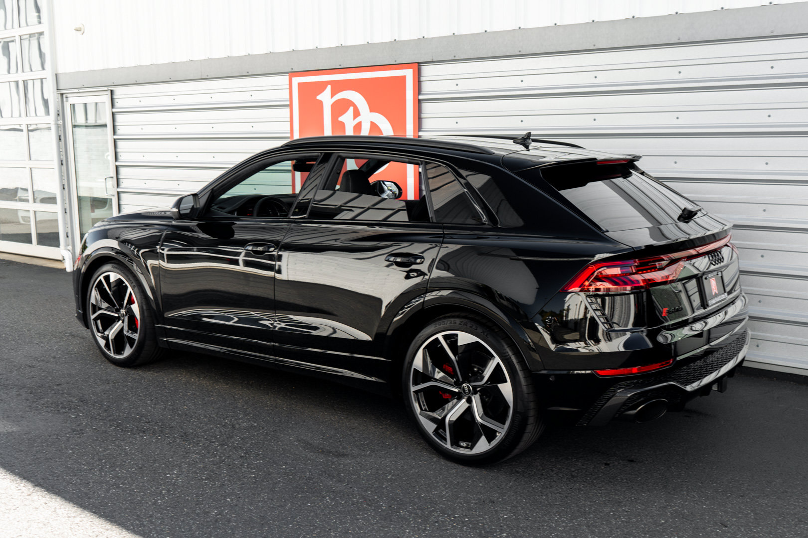 Used 2023 Audi RS Q8 AWD/4WD image 39