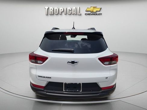 New 2026 Chevrolet TrailBlazer LT w/ Midnight Edition FWD image 4