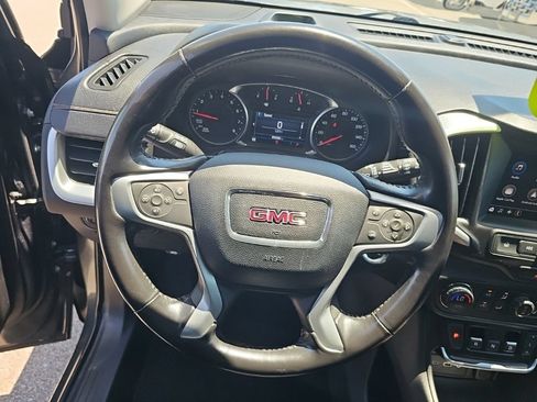 Used 2020 GMC Terrain SLE w/ Driver Convenience Package FWD image 15