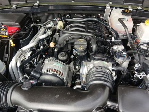 Used 2022 Jeep Gladiator Sport AWD/4WD image 51