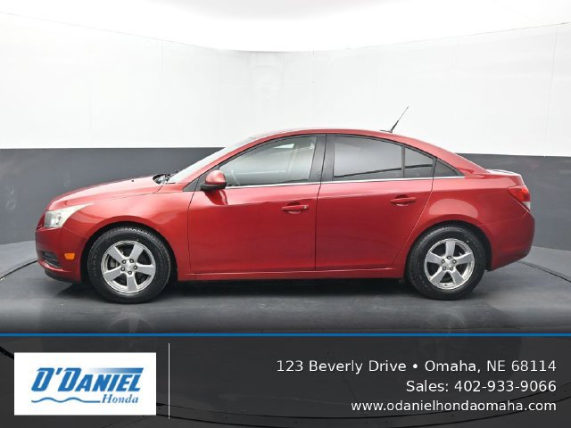 Used 2012 Chevrolet Cruze LT FWD image 2