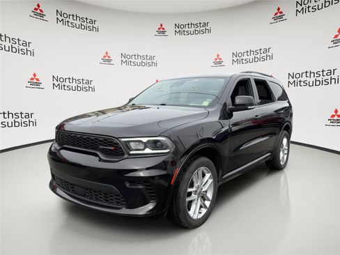 Used 2024 Dodge Durango GT image 1