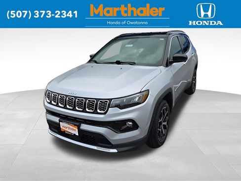 Used 2025 Jeep Compass Limited AWD/4WD image 1
