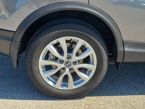Used 2021 Nissan Rogue Sport S FWD image 7