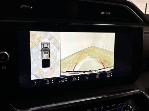 Used 2025 GMC Sierra 1500 Denali w/ Technology Package AWD/4WD image 15