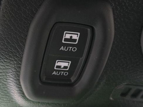 Used 2021 Jeep Wrangler Unlimited Sahara AWD/4WD image 25
