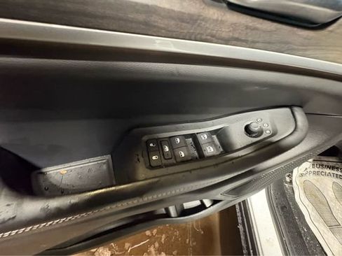 New 2025 Jeep Grand Cherokee Limited w/ Black Appearance Package AWD/4WD image 14