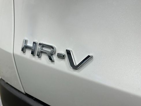 New 2027 Honda HR-V LX image 6