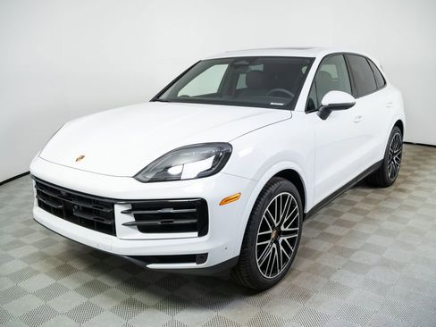 New 2026 Porsche Cayenne image 1