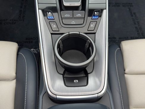 Used 2022 Porsche 911 Carrera image 31