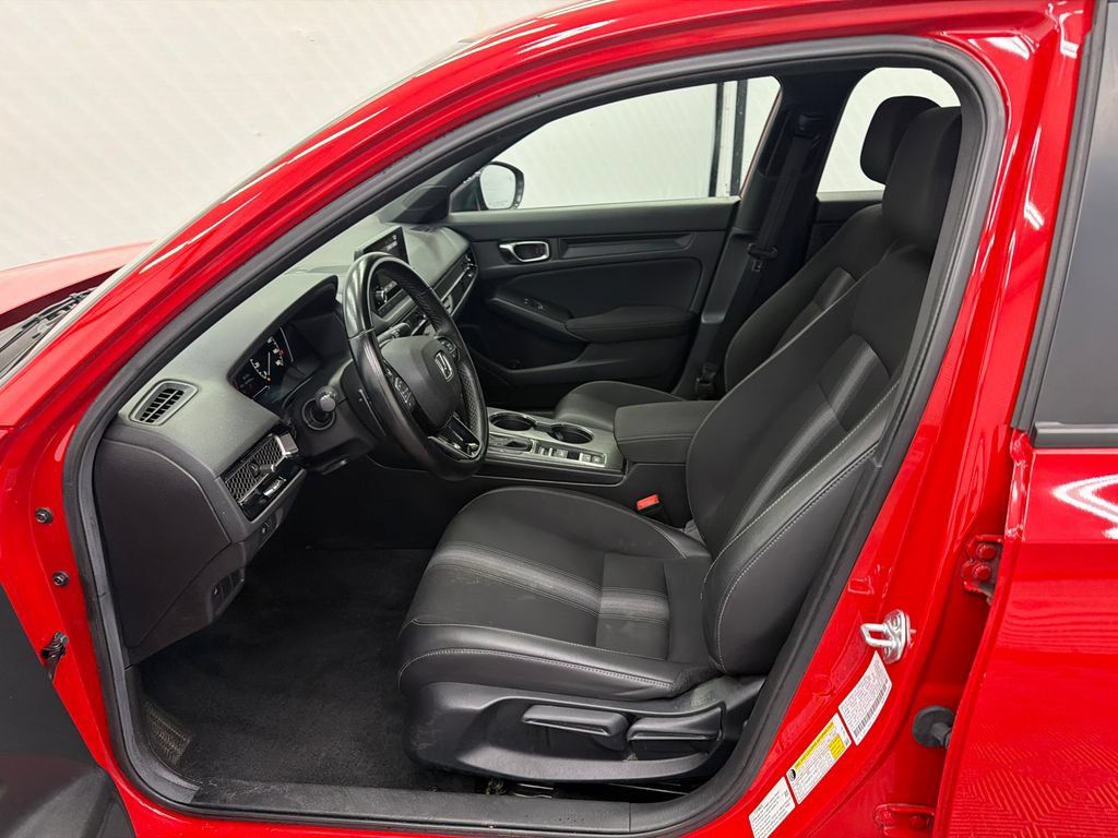 Used 2025 Honda Civic Sport image 9