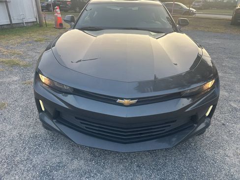 Used 2017 Chevrolet Camaro LT w/ Technology Package RWD image 6