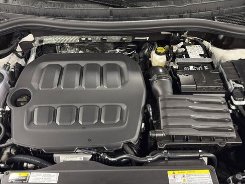 New 2026 Volkswagen Tiguan SE R-Line image 39