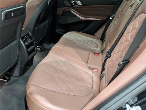 Certified 2026 BMW X5 xDrive50e w/ M Sport Package image 20