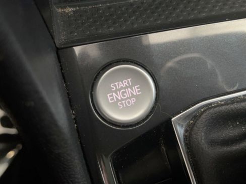 Used 2023 Volkswagen Tiguan SE R-Line image 26