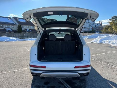 Used 2025 Audi Q7 3.0T Premium Plus image 28