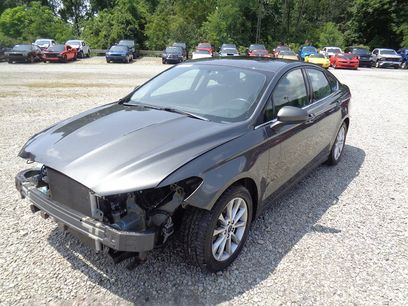 Used 2017 Ford Fusion SE