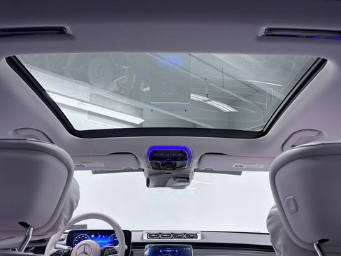 Certified 2023 Mercedes-Benz S 500 4MATIC image 24