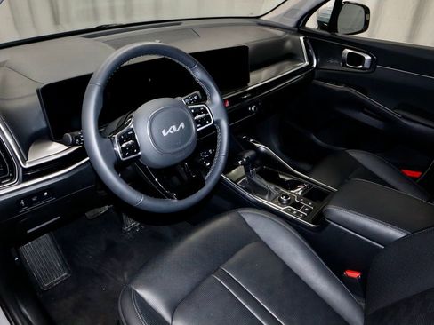 Used 2025 Kia Sorento EX w/ Panoramic Sunroof Package image 26