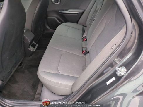 Used 2025 Kia K4 LXS image 22