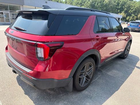 Certified 2025 Ford Explorer ST-Line RWD image 2