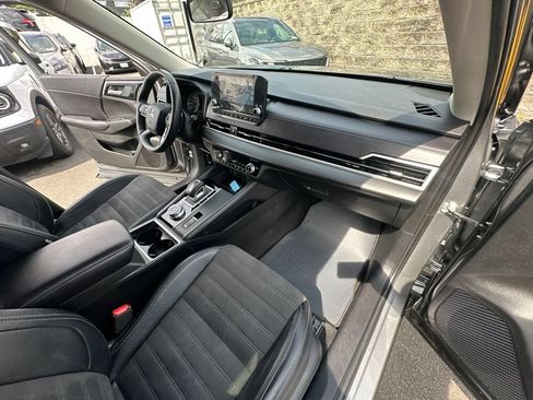Used 2024 Mitsubishi Outlander SE AWD/4WD image 33