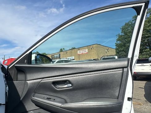 Used 2024 Nissan Sentra SV w/ All-Weather Package FWD image 22