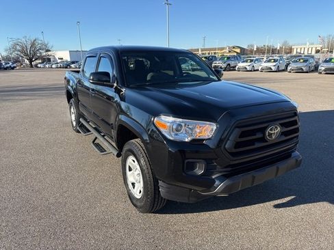 Used 2023 Toyota Tacoma SR image 7