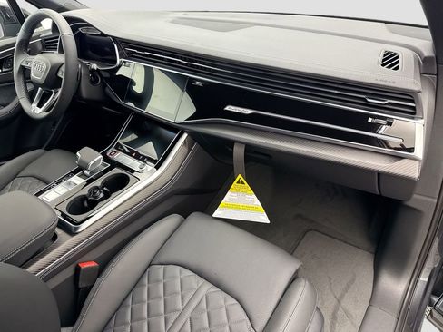 New 2026 Audi SQ7 Premium Plus image 16