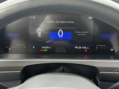 Used 2024 Volkswagen Tiguan SE R-Line image 32