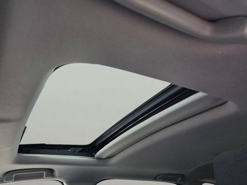 Used 2018 Honda CR-V EX image 10
