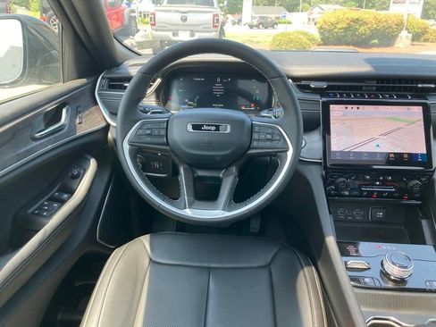 New 2024 Jeep Grand Cherokee Limited 4xe w/ Luxury Tech Group II image 14