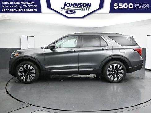 New 2026 Ford Explorer Platinum w/ LUX Leather Package AWD/4WD image 8