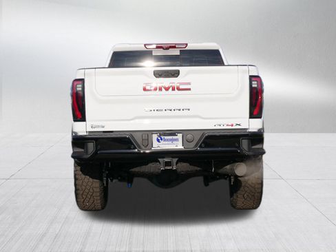 New 2026 GMC Sierra 2500 AT4X image 4