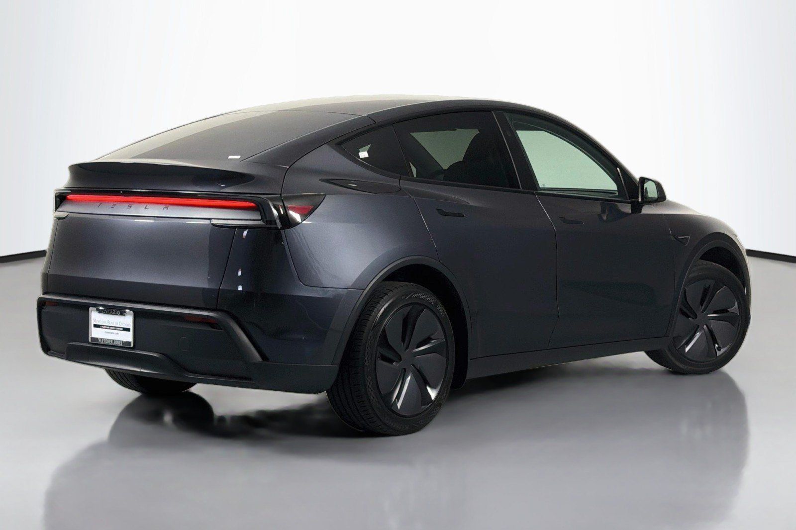 Used 2026 Tesla Model Y 2WD image 13