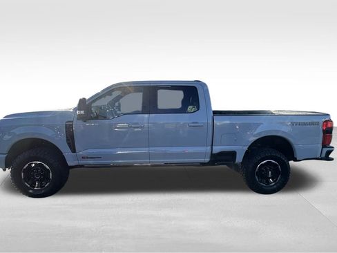 Used 2025 Ford F350 Platinum w/ Tremor Off-Road Package image 11