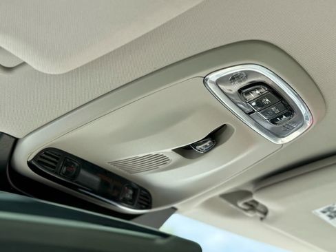 Used 2016 Volvo XC90 T5 Momentum image 23