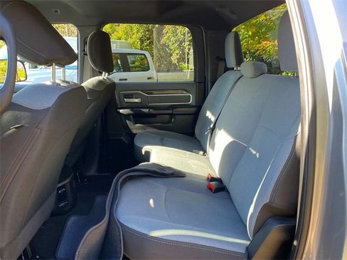 Used 2021 RAM 2500 Big Horn image 9