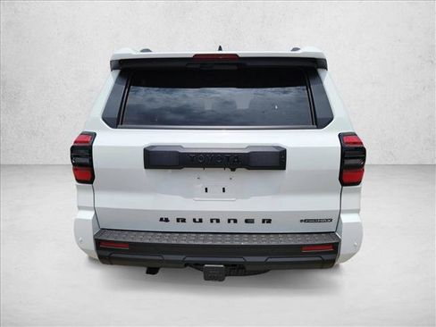 Used 2026 Toyota 4Runner TRD Off-Road Premium AWD/4WD image 6