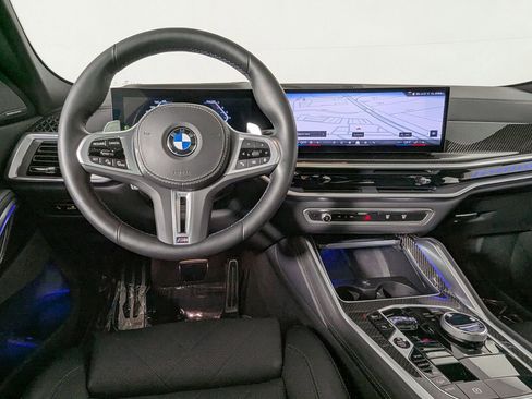 Used 2024 BMW X6 M60i w/ Dynamic Handling Package image 21